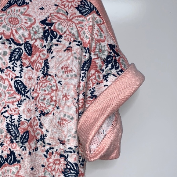 LUCKY BRAND • Pink Scoop White Floral Soft Top - Picture 4 of 6